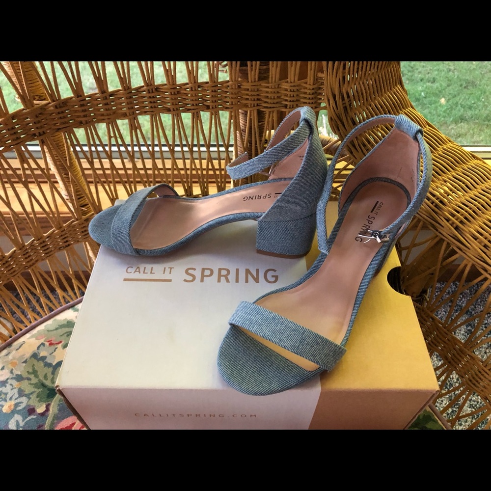 Shoes - Picture 5 of 5